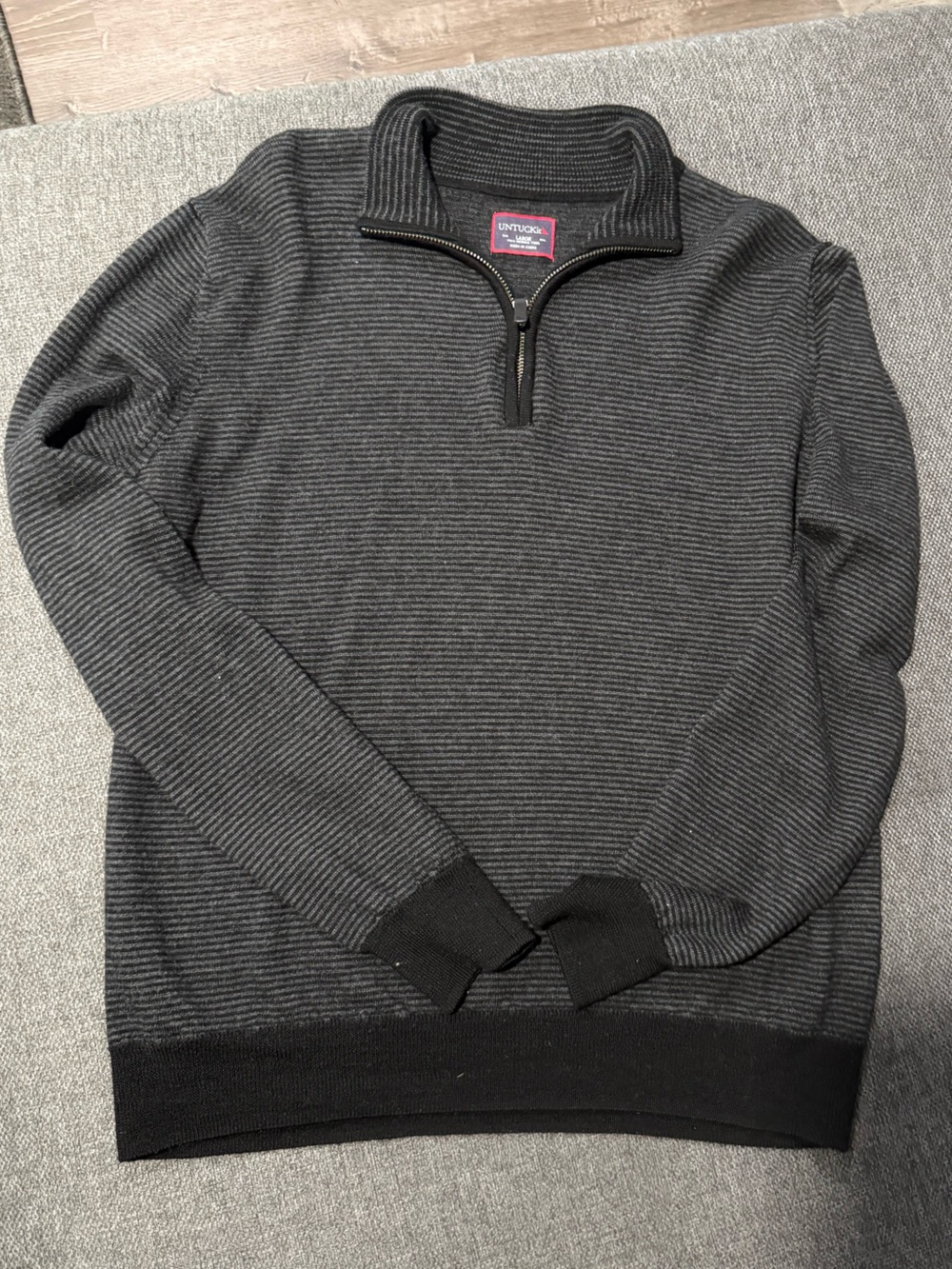 UNTUCKit Men’s Charcoal and Black Quarter-Zip Ribbed Sweater